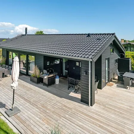 Holiday home Kjell - 100m From The Sea By Interhome