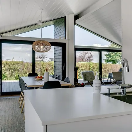 Holiday home Kjell - 100m From The Sea By Interhome