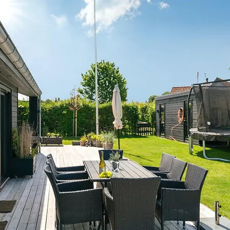 Holiday home Kjell - 100m From The Sea By Interhome *
